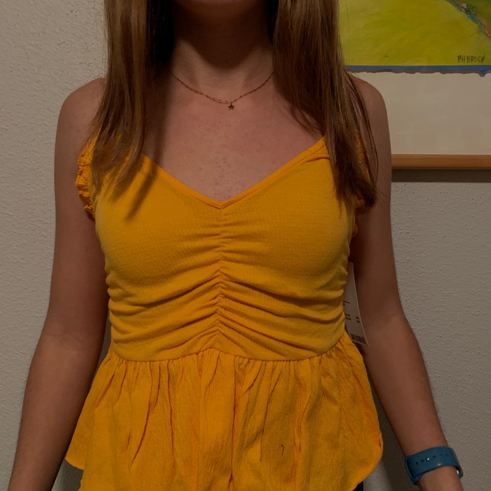 NEVER WORN Urban strap top